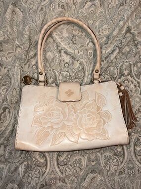 Patricia Nash Cream Floral Embossed Leather Shoulder Bag 10th Anniversary